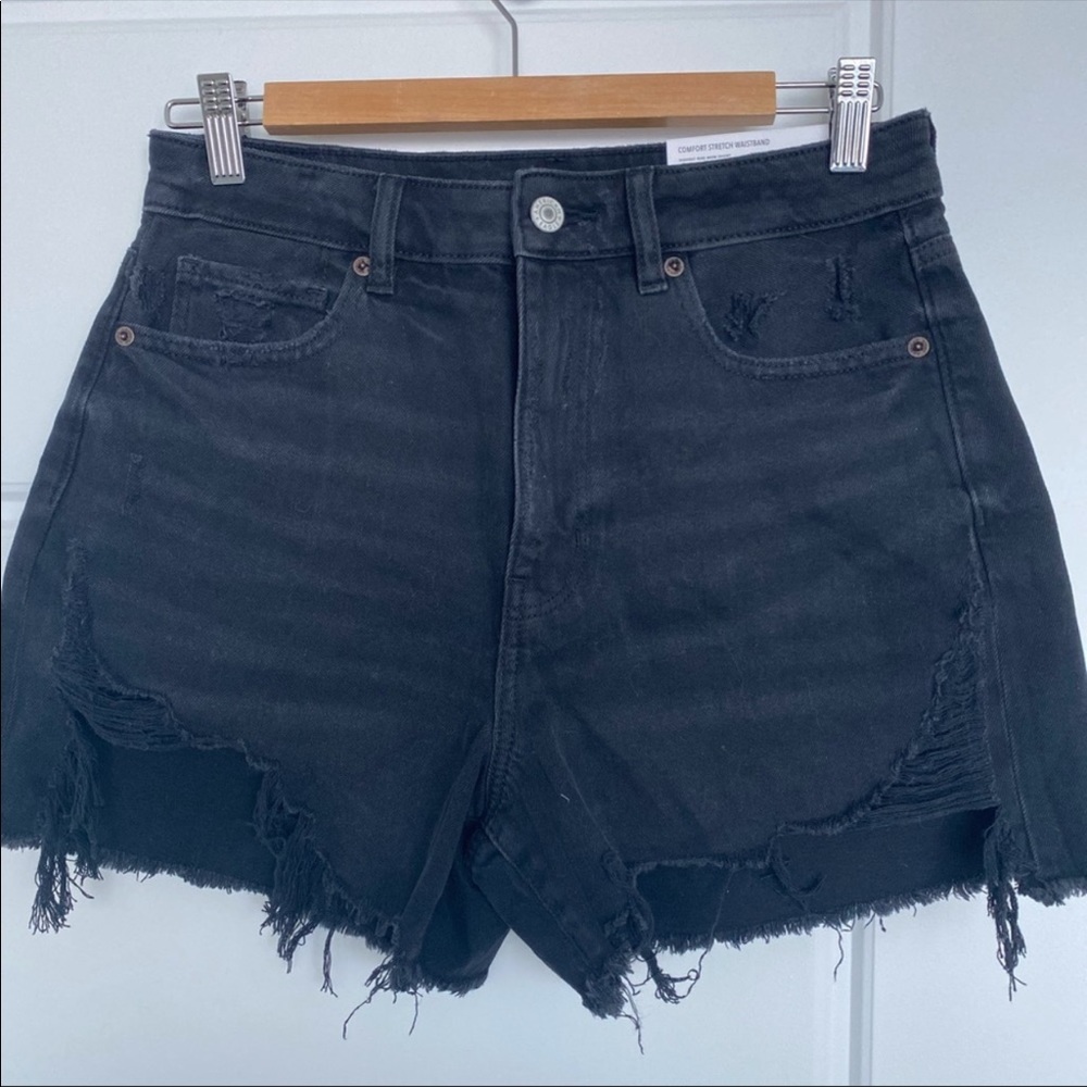 NEW - High rise denim shorts